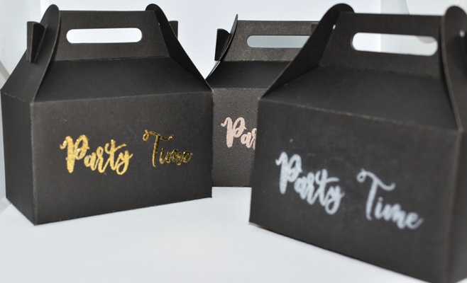 Party Time doosjes met reliëf design